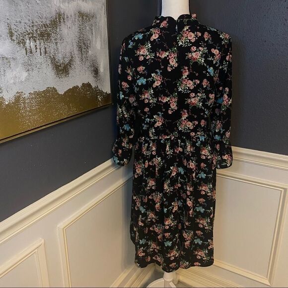 ModCloth Fashionably Dashing Floral Dress - Picture 9 of 13